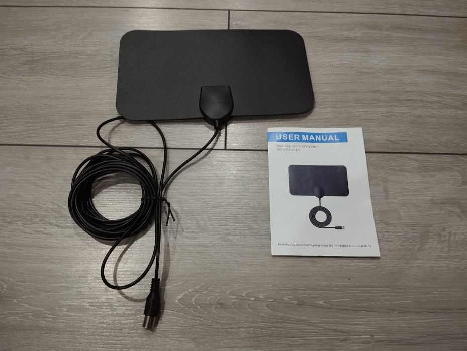 Antena cyfrowa płaska