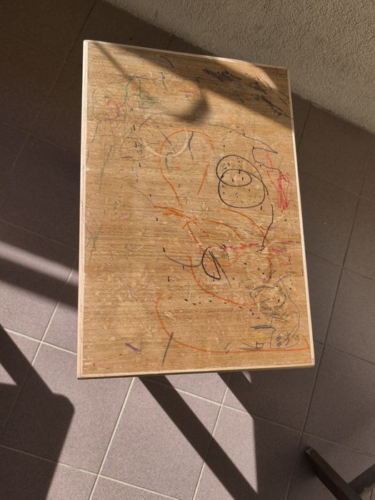 Conjunto mesa + cadeira criança