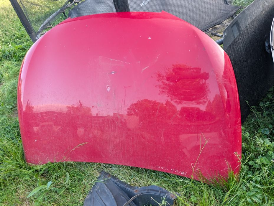 Капот червоного кольору seat ibiza 2008- 2012