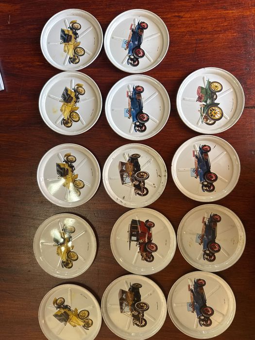 Bases de copos com imagem de carros