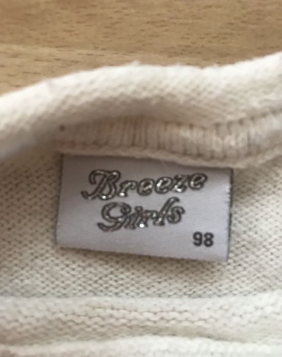 Тепла гарна турецька подовжена  кофта, светрик для дівчаток на ріст 98