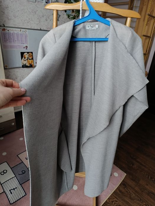 Пальто на запах  з поясом