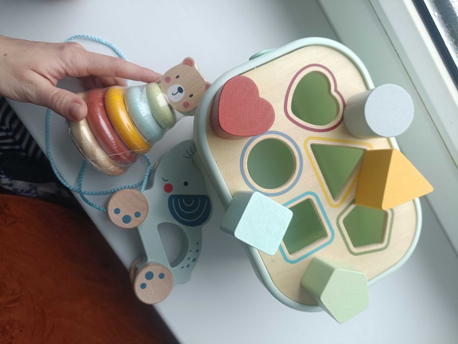 TookyToy, Розвиваючий бокс 3в1 для малюків: сортер, каталка, пірамідка