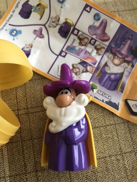 Игрушки-кисточки и карандаши из киндер сюрприз