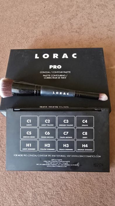 LORAC PRO Conceal/Contour Palette + Pędzel - Kupiona w Douglas z