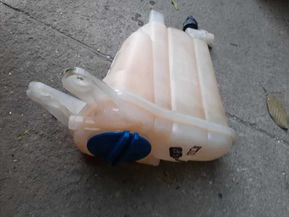 Zbiorniczek wyrównawczy wody płynu chłodnicy cieczy  A5 S5 EU oryginał