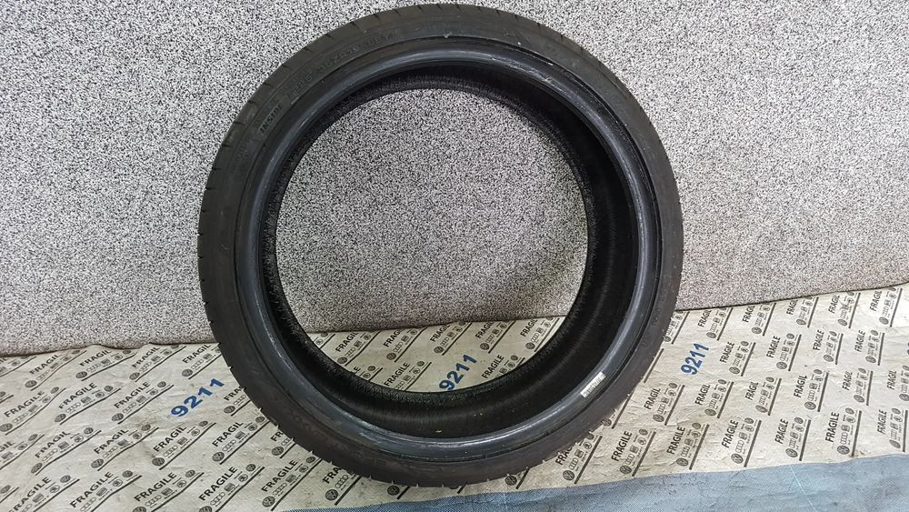 dunlop sp sport maxx rt2 225/35r19   225/35zr19