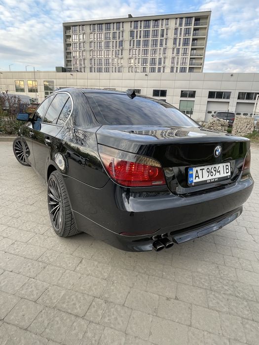 Бмв Е60 525  D автомат