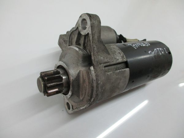 Motor de arranque VOLKSWAGEN Touran (1T)