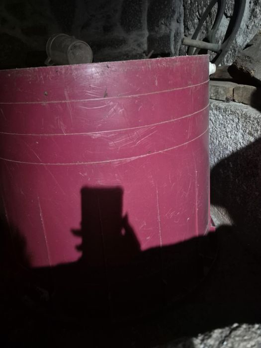 Dorna prensa e esmagadeira