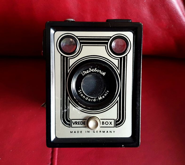 Kolekcjonerski  aparat fotograficzny Vredeborch Standard-Menis  St BDB