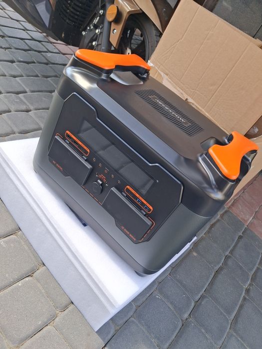 Stacja prądowa 2400W powerbank akumultor