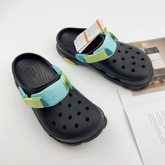 Crocs All-Terrain Clog з ременем Turbo - універсальні сабо від 36до 41