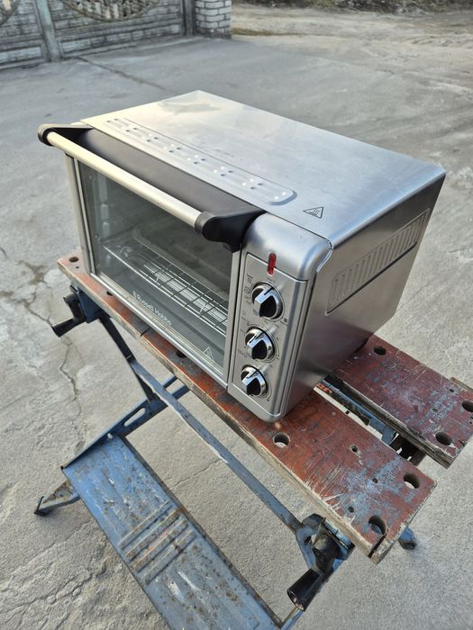 Piekarnik Russell Hobbs
