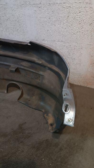 Vendo parachoque de trás Peugeot 206 ano 1998/2002