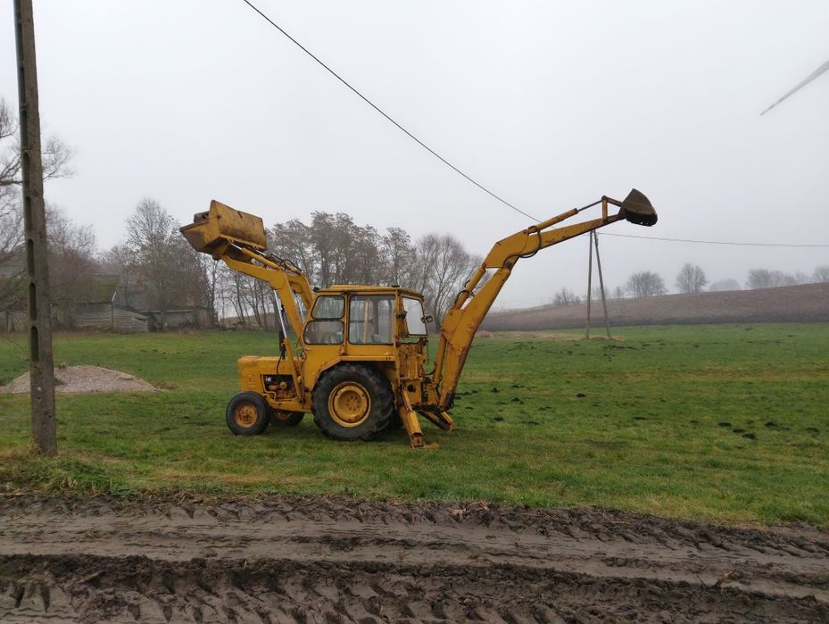 Koparko - ładowarka FORD 4500 / 3 cyl. Perkins