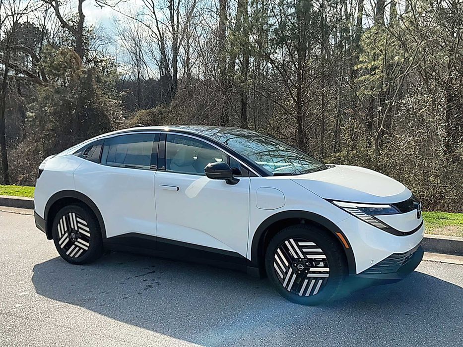 Nissan LEAF SV+      2026