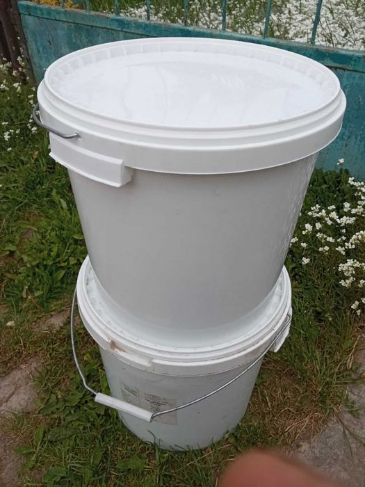 продам бджоли з вуликами