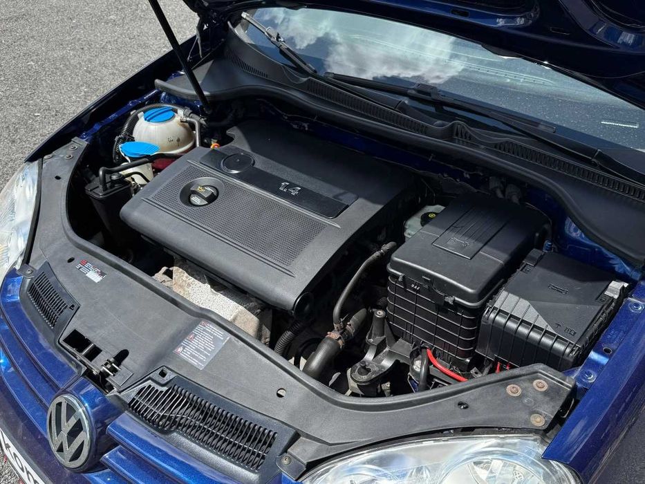 Продам  Volkswagen Golf 2005. Можна в розстрочку, під викуп.