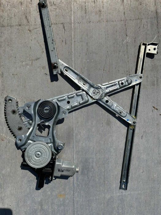 Podnośnik szyby przód lewy Honda Civic IX 12- HB5
