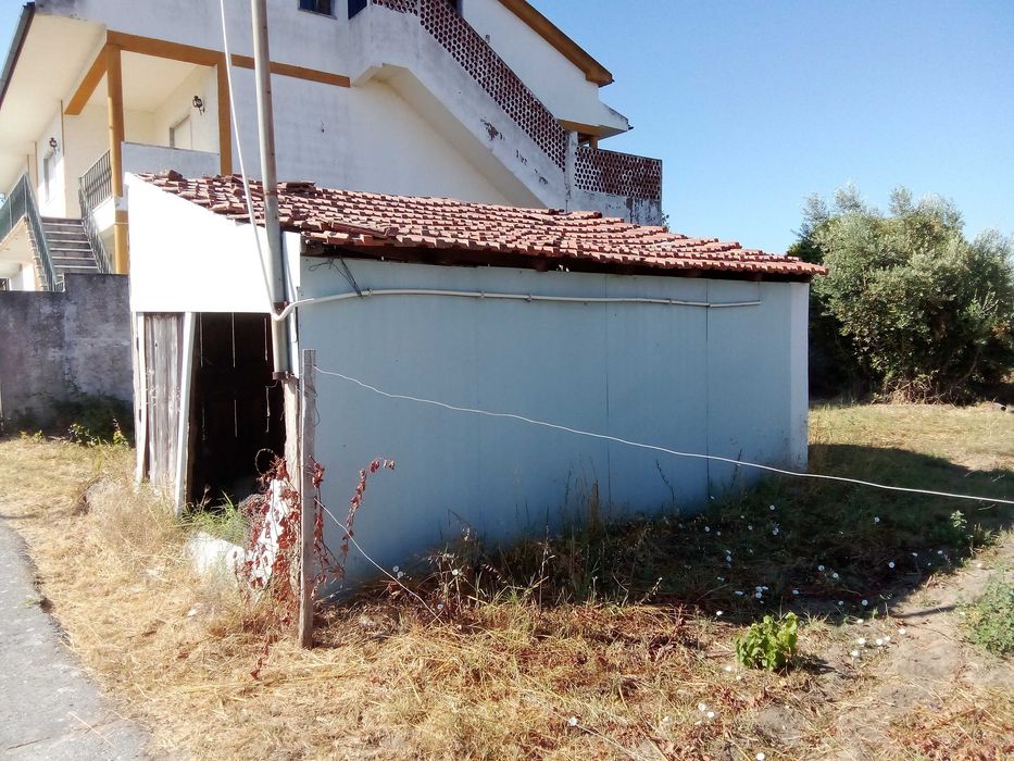 Ofereço telhas