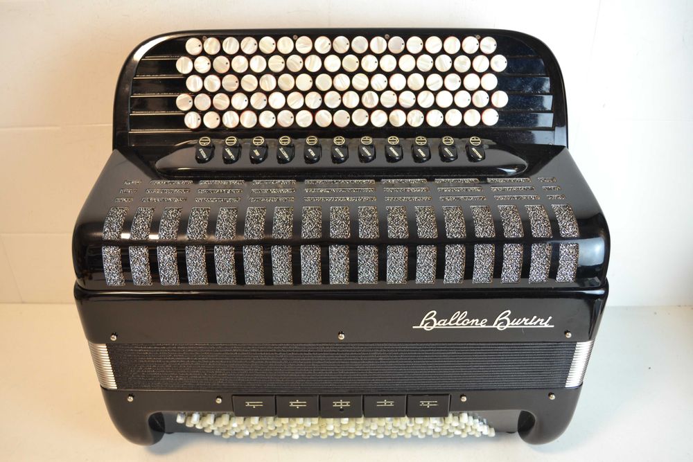 Acordeao Baloni Borini 4 Voz, 120 Baixos. N 450