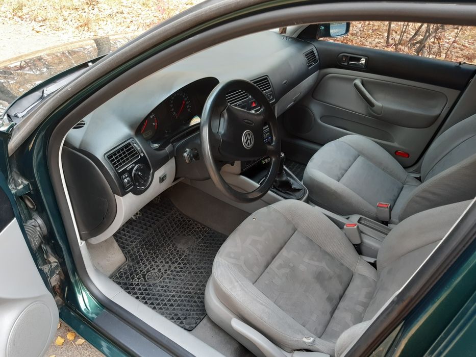 Volkswagen Bora, Golf, Jetta