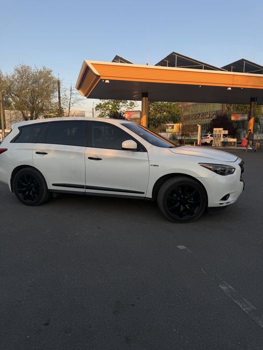 Продам Infiniti qx60
