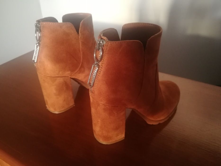 Botins cor camel