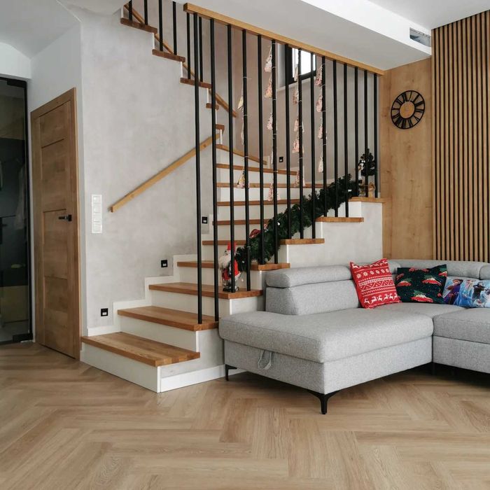 Schody drewniane na wymiar - klasyczne i dywanowe