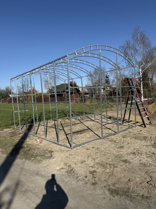 Szklarnia, wiata. Konstrukcja stalowa