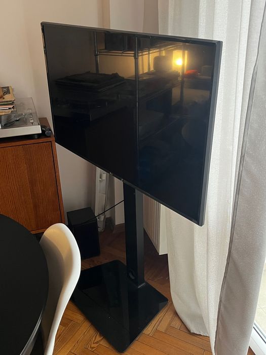 TELEWIZOR LG 49" 4K UHD Smart TV - 49UM7400PLB + pilot