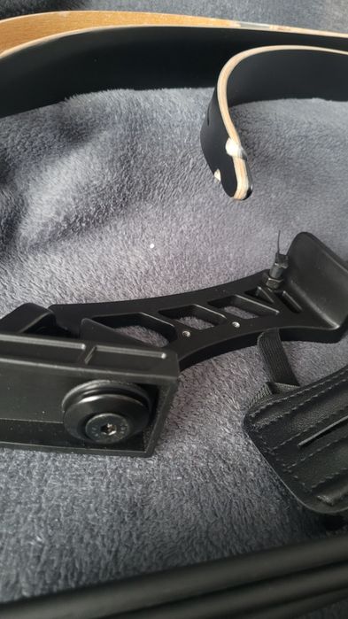 Łuk D&Q Archery uszkodzony