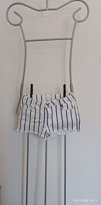 Calções brancos riscas azuis Lefties