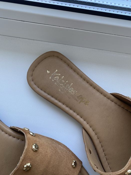 шльопанці босоніжки 35 розмір