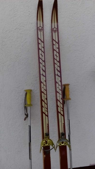 Narty biegowe drewniane