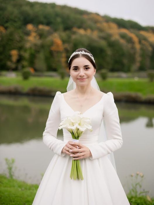 Весільна сукня