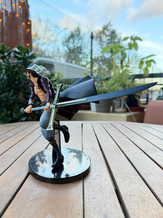 One Piece – Dracule Mihawk | O Maior Espadachim do Mundo | Original