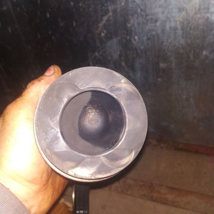 Поршень с шатуном на двигатель OM642