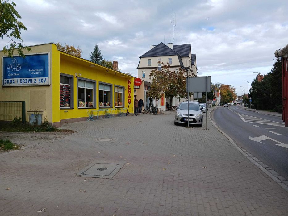 Sprzedam Lokal 71m/kw  STRZELIN z działką ulica WOLNOŚCI+ PARKING