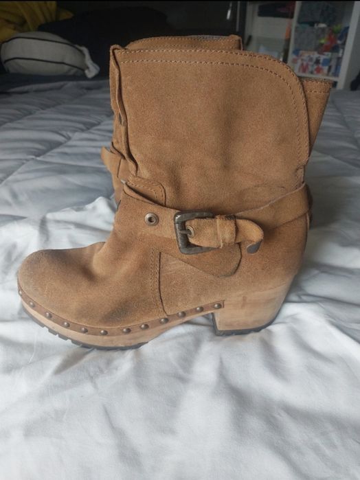 Botas Camurça Foreva