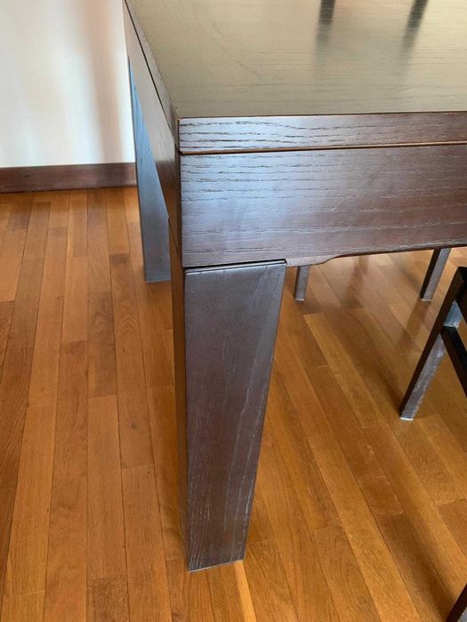 Mesa de Jantar Extensível em Wengué - Bom Estado