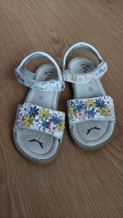 Sandałki skórzane Primigi r.26