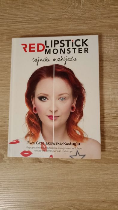 Red Lipstick Monster Tajniki Makijażu