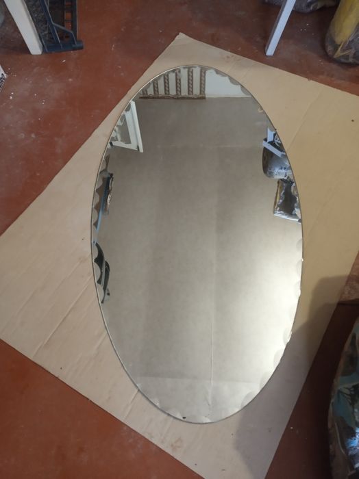 Дзеркало на стіну.