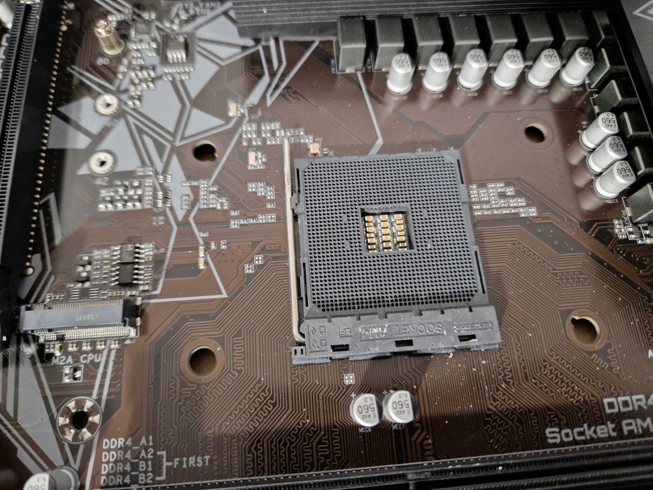 Płyta główna Gigabyte B550 GAMING X V2 AMD AM4 ATX (4337)