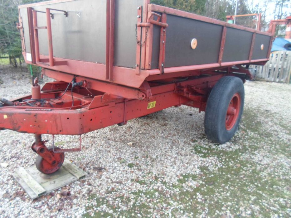 przyczepa   wywrotka