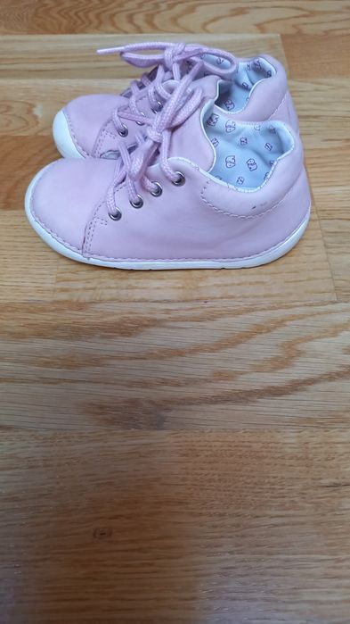 Buty dla dziewczynki