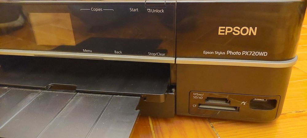 Impressora Wireless EPSON Stylus Photo PX720WD