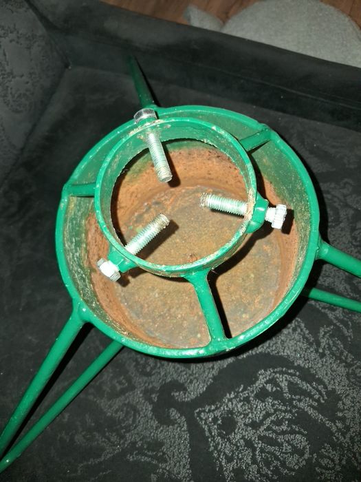 Stojak metalowy do choinki